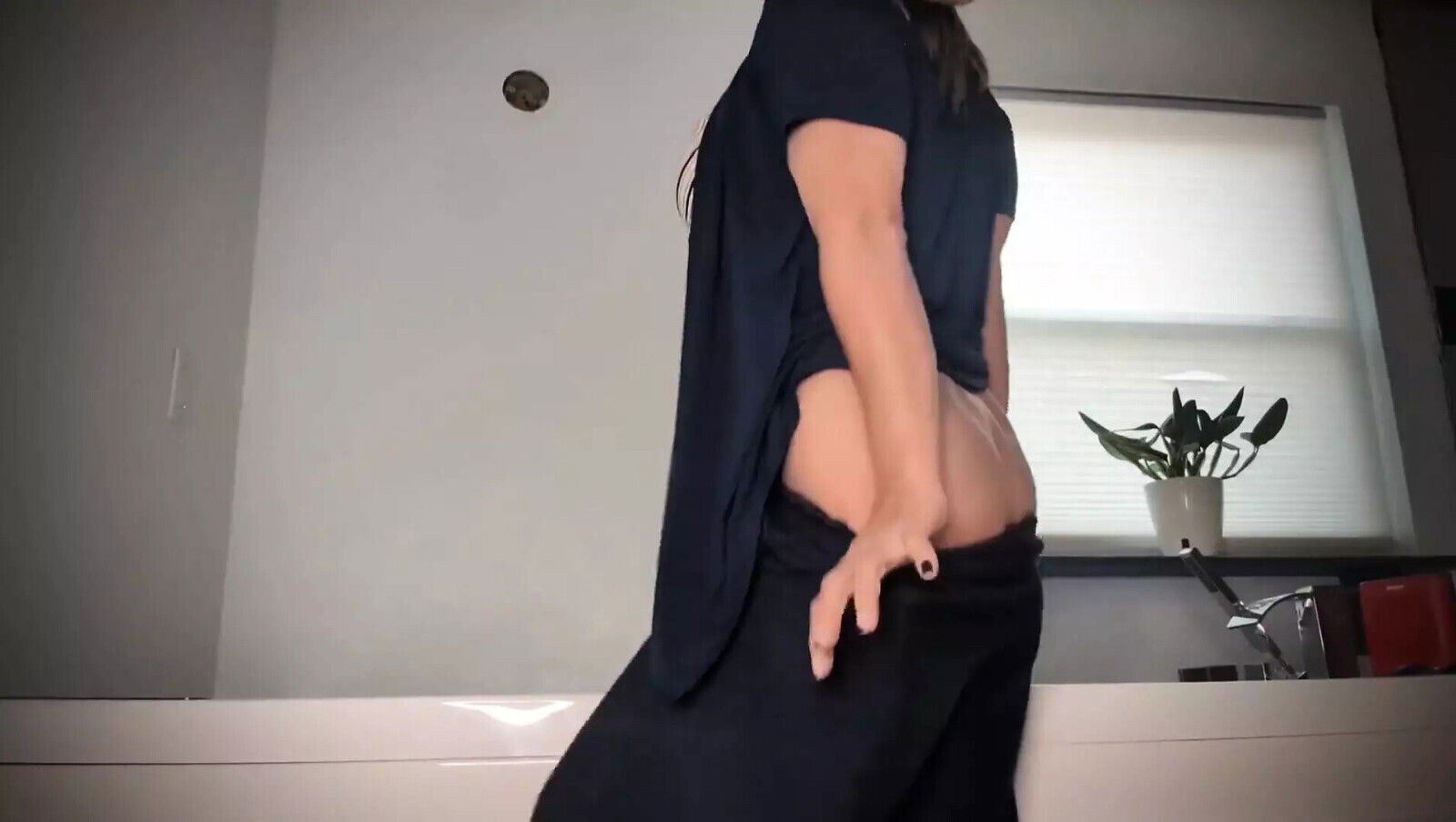 Cum Play in My Bathroom with Me