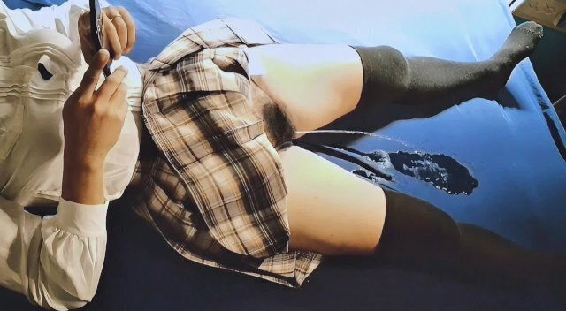 When home, peed while watching Reels