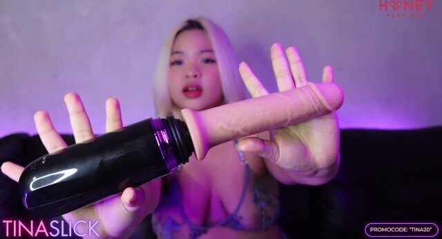 Tina Slick Fucked myself hard till squirt with dildo machine Honey Play