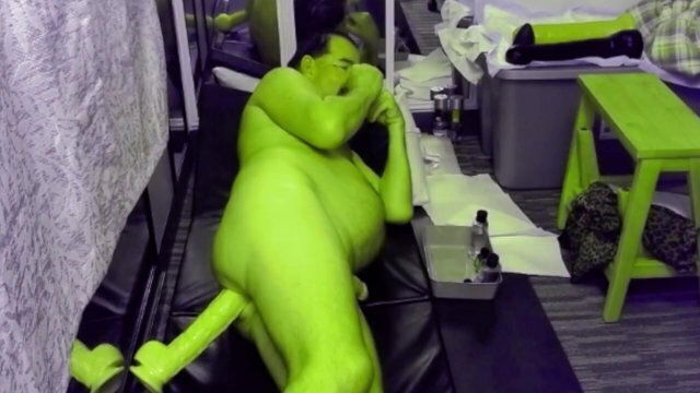 RAINFORESTMAN STUDIO ALIEN TOYS ACTION.