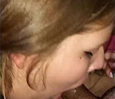 M&iacute_ novia quer&iacute_a hacer un v&iacute_deo haci&eacute_ndome una buena mamada