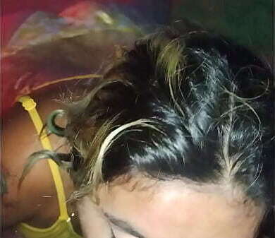 Mamando verga piscina