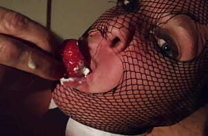 Food Play with strawberries cream pussy Miss hotmilf (Blowjob, creamy pussy, chubby homemade)