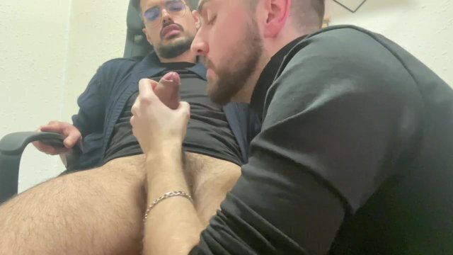 chupandosela amigo saco leche