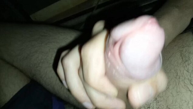 GUARDAMI NEGLI OCCHI MENTRE SPUTO BOCCA (DIALOGHI ITALIANO)