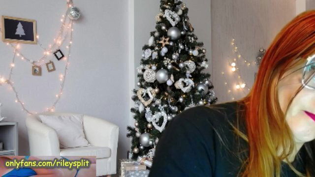 Curious about secret cravings? Come play world, where embrace every desire, matter