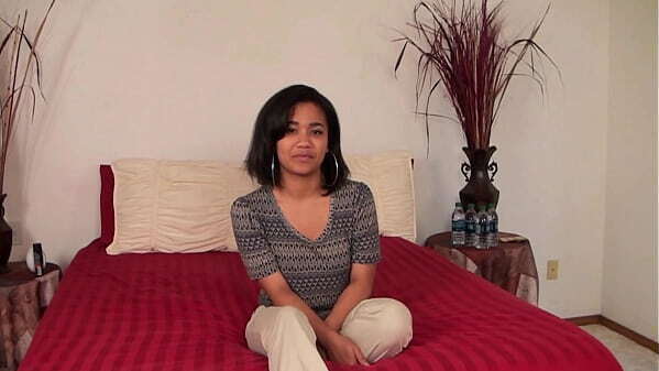 Desperate Amateurs Casting teen Loni Kaye getting their pussies stretched out.