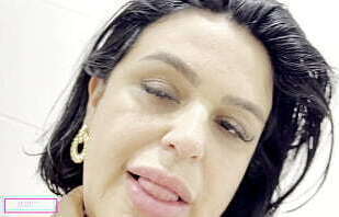 MINHA VIZINHA PUTONA QUASE MORREU TENTADO C&Uacute_