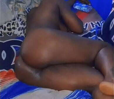 Gateman fucks madam hard while husband travelled