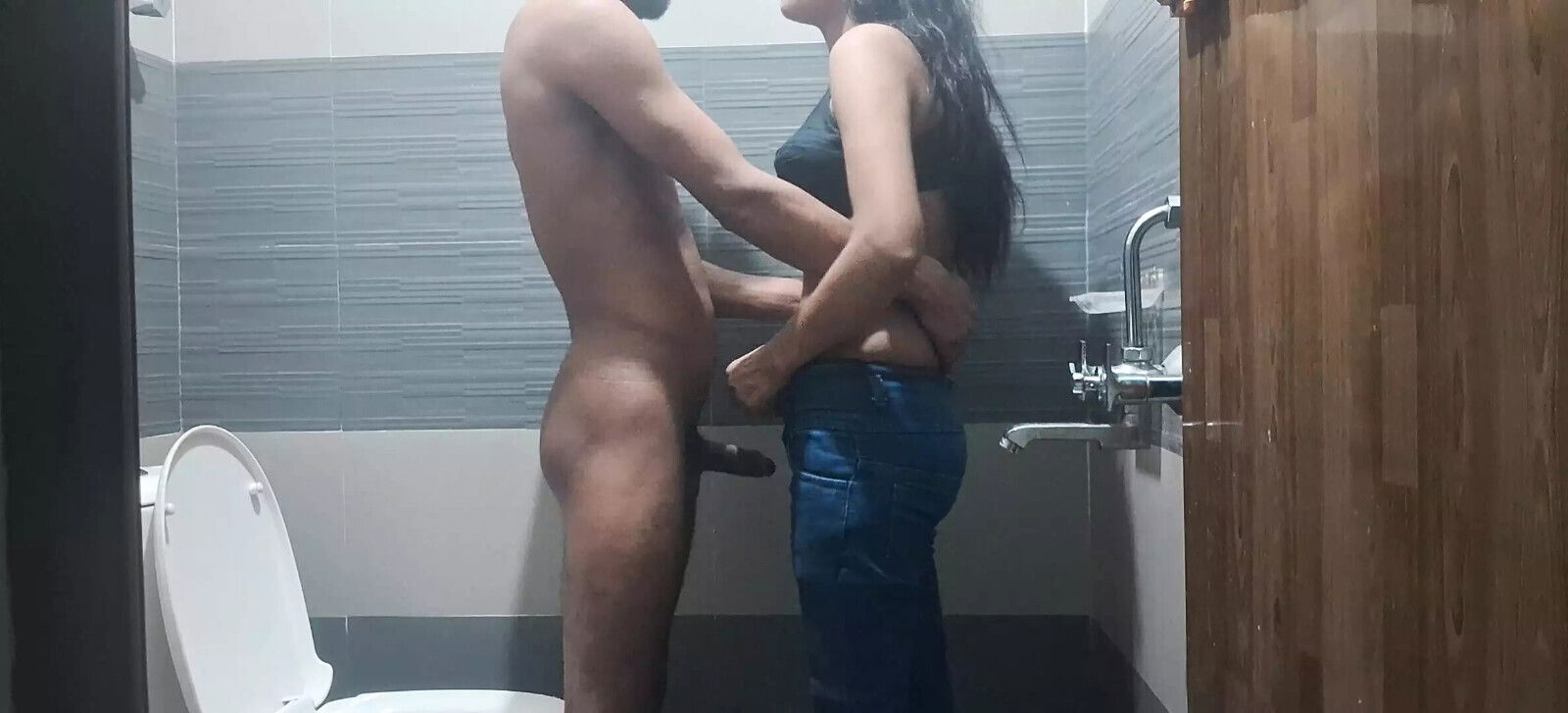 Bhabhi having bathroom.