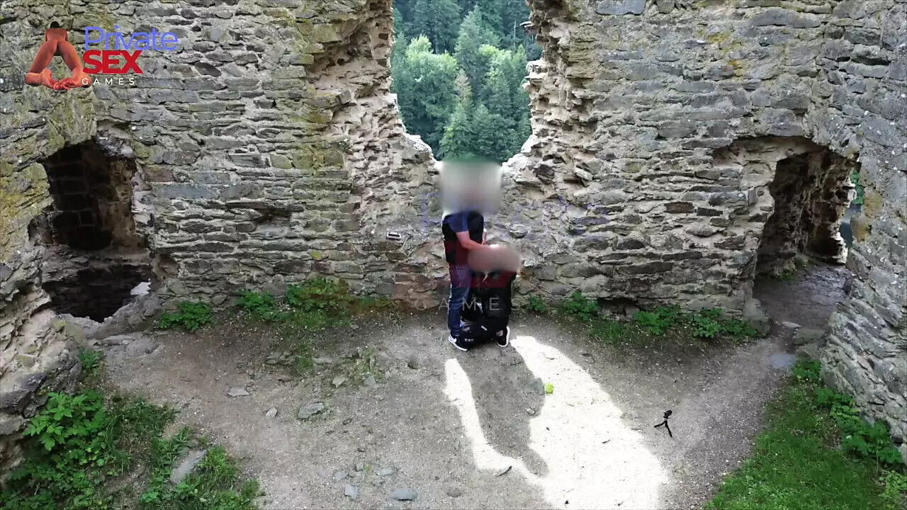 year slut sucks outdoors gets cumshot pussy