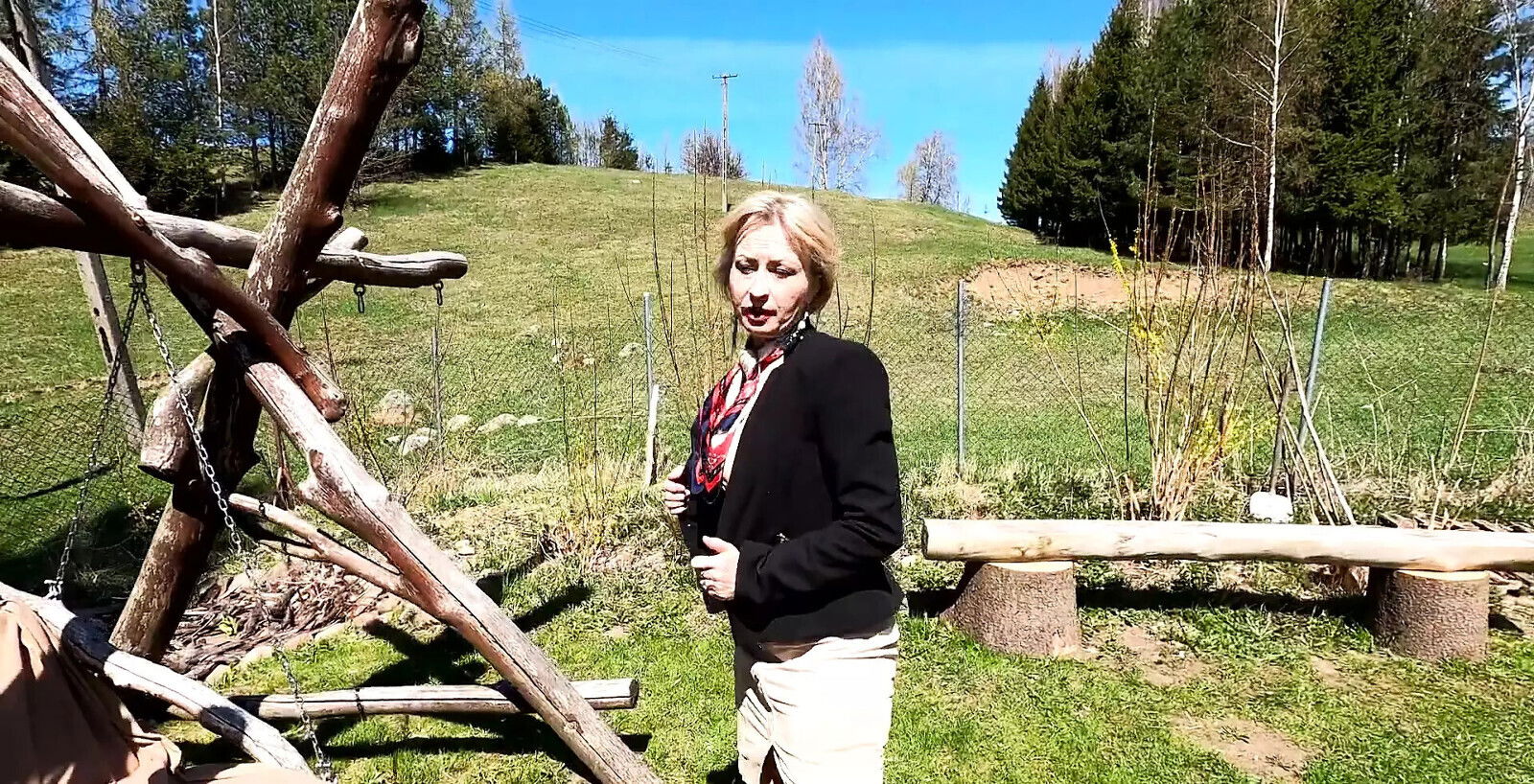 Behold kinky outdoor play with stockings shaved cunt leading roles.