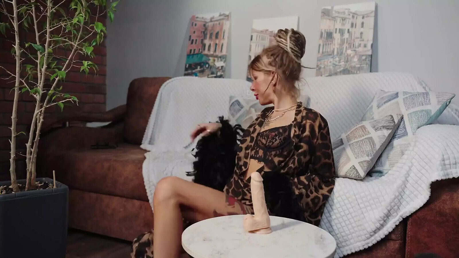 Footjob Jerk-off From Hottie Heileyknight