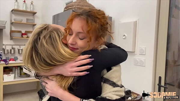 Stella, petite perverse veut baise anale