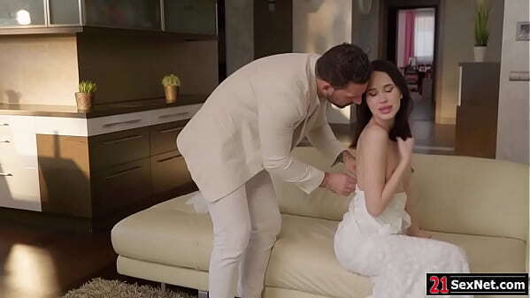 Wife letting husband fuck her in the ass for the first time