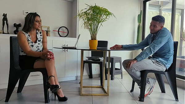 Xxxtime update Mara Gray asesora nuestro amigo Thomas para termine follandosela