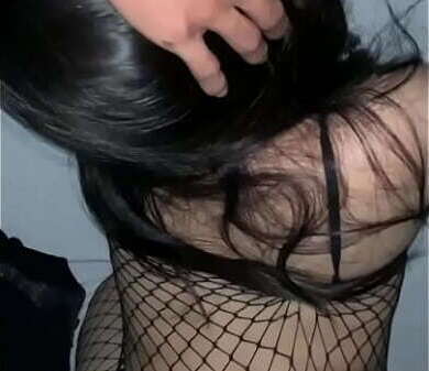 d&acirc_m lưới xuất tinh v&agrave_o