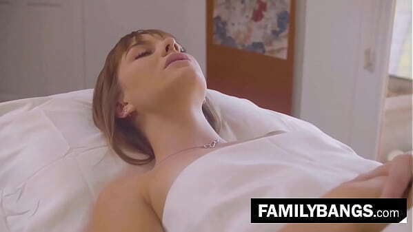 FamilyBangs.com Stepsis Receives First Lesbian Massage, Aidra Fox, Naomi Swan
