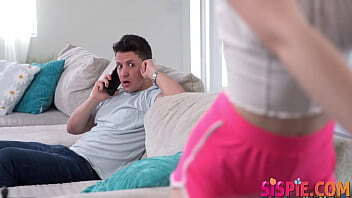 Stepsis Versus StepMoms Vase Britt Blair, Romero