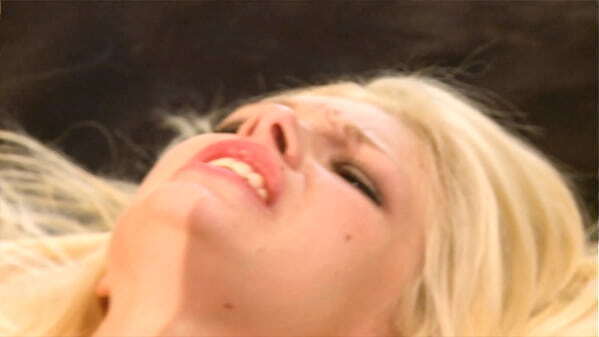 Taylor Daines Loves Taste Pussy Cums Mouth