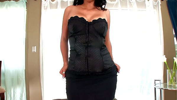 BIANCA MENDOZA Cute Latina Blowjob Huge Load Facial