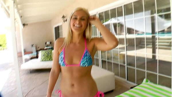 KAYCEE BROOKS Sexy Cute Blonde Coed Blowjob Facial