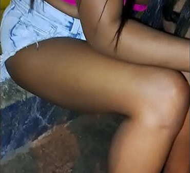 encopntrei minha vizinha traindo marido falei caguetar puta