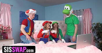 Cute StepSisters Chanel Camryn &amp_ Mazy Myers Need Their StepBrother'_s Cocks Viral SisSwap