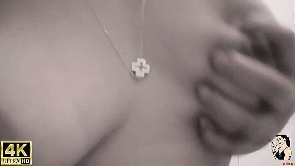 Chayenhy SHOWING BEAUTIFUL BREASTS