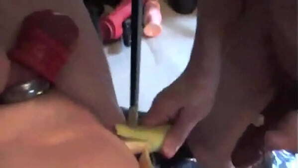 Food fuck sling (bananas cream)