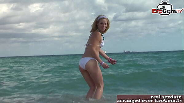 D&uuml_nne Studentin teen abgeschleppt strand