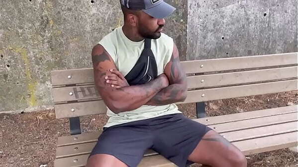 Fazendo Putaria sendo mamado pelo namorando casa abandonada