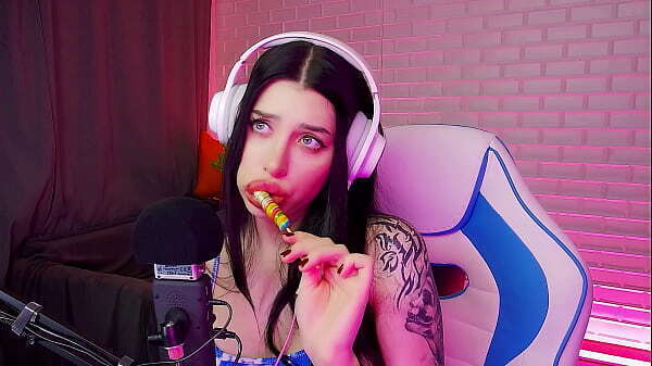 ASMR DIFFERENT TRIGGERS. HONEY HAZE