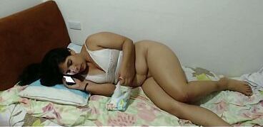 Venezolana Infiel Recibe Llamada