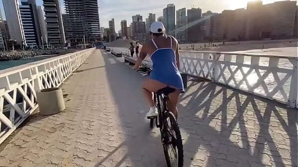 Mam&atilde_e noel exibindo beira pouquinho especial dunas