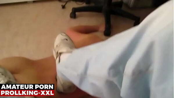 PROLLKING TRAMPLING WITH YOUNG SNEAKER SLAVE