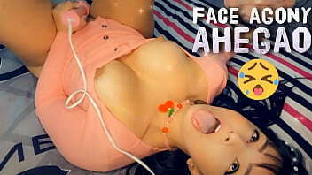 latina brunette with manga body playing with hitachi until hard, ahegao faces will just love this video!!!!