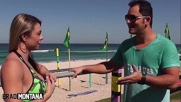 Loirinha gostosa Fernandinha Fernandez dando cuzinho camisinha ator Brad Montana