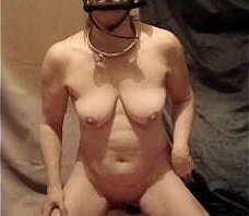 2025 01 08 Esclave F autoseance en ponygirl