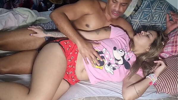 safada desculpa para dormir comigo para transar comigo