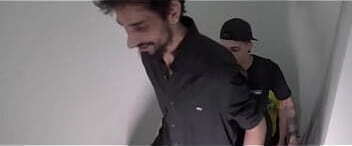 Fodendo meu amigos gostoso na festa