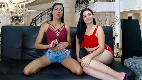 ESPECIAL Recibiendo a&ntilde_o nuevo LATINAS CALIENTES FOLLANDO.