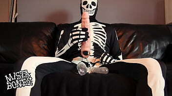 Mista Bonez shows you how to get an instant monster sized dick