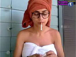 Ba&ntilde_&aacute_ndome con las tetas de Mia Khalifa en vivo - 19 de Junio de 2016