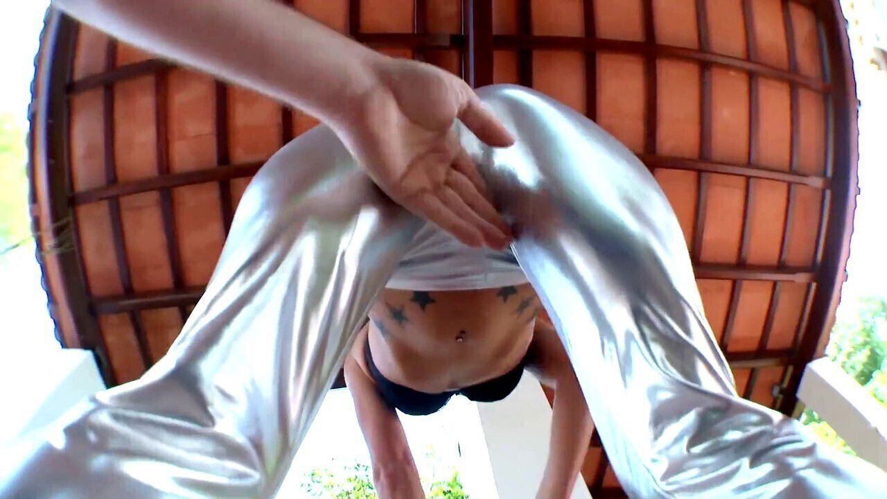 Busty Nicky Wayne gets tight asshole filled with massive dick!