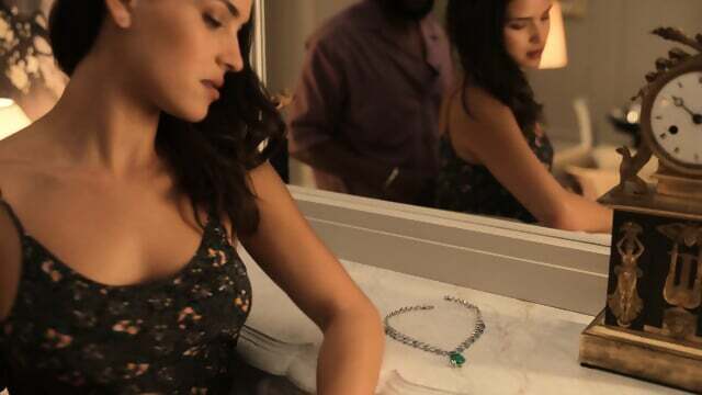 Adria Arjona, Alicia Vikander, Devon Ross Irma (2022) s1e6 1080p