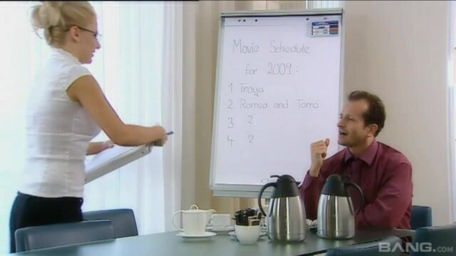  Glamorous secretary Tawni Ryden knows how to give a blowjob 