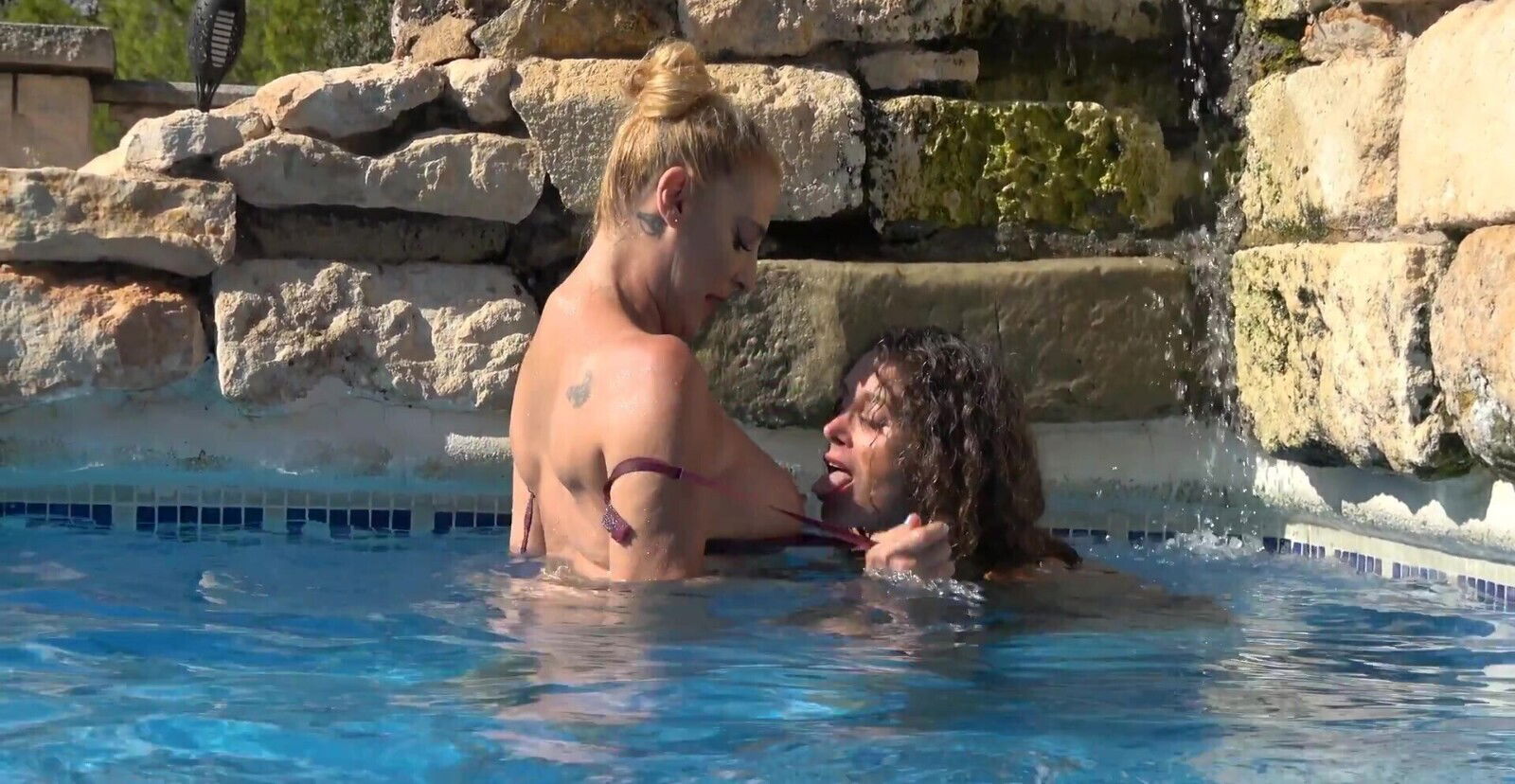 Mature lesbo Yelena Vera moans while getting pleasured