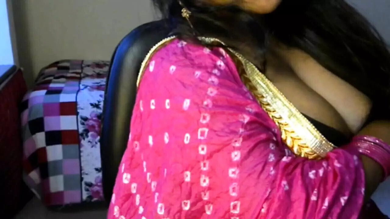 Desi Girl Boobs Show Self