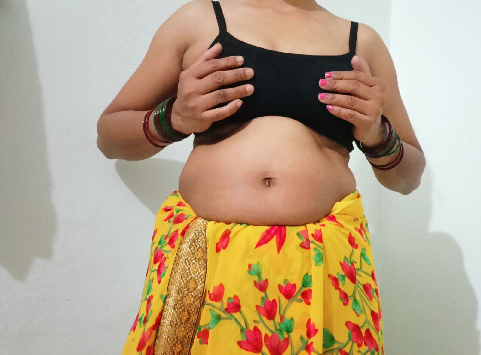 Manisha Solo Pussy Action